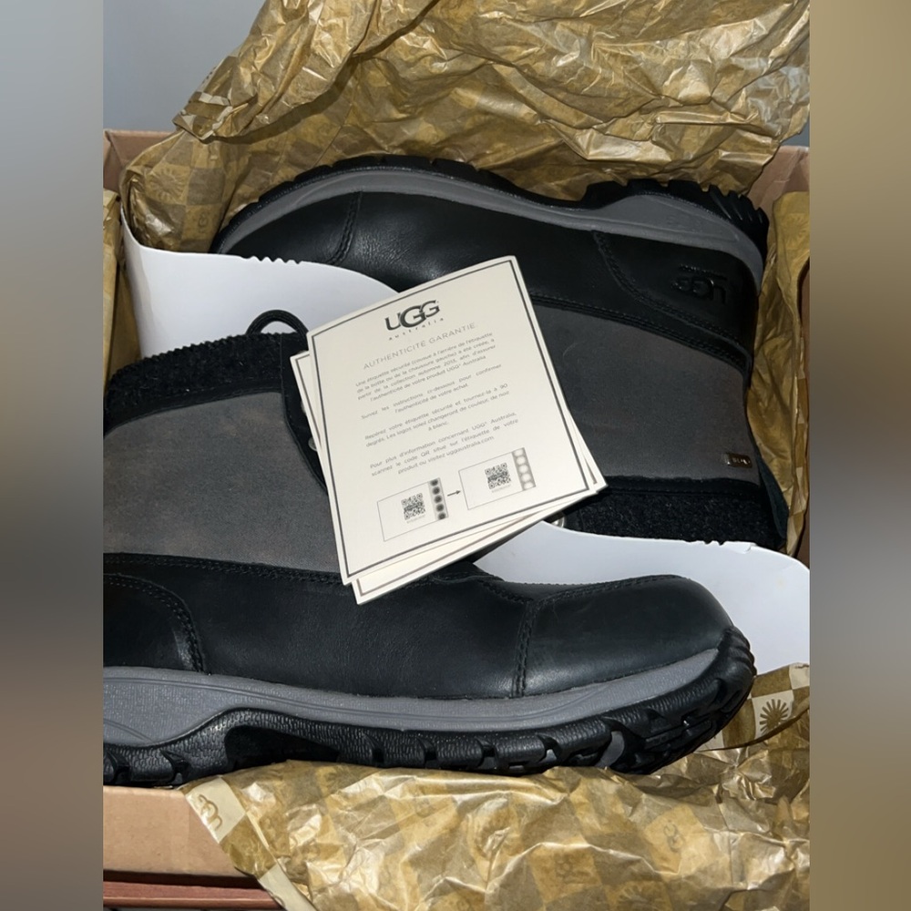 UGG Australia Eaglin Stout Black Men's Boots- BLK & Gray - Picture 9 of 14